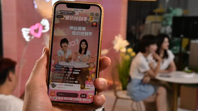 新手如何慧眼识珠，挑选住家保姆？揭秘十大品牌背后的真相